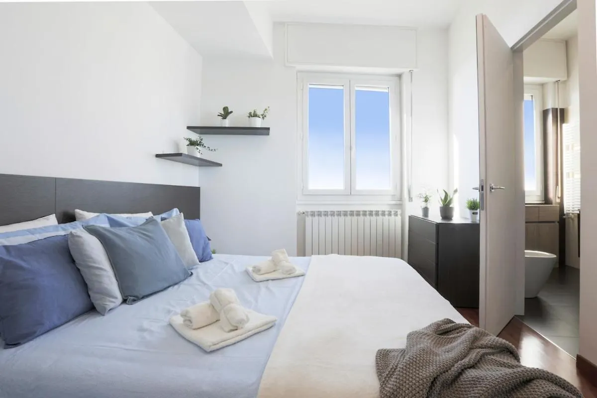 Apartment La Suite Panoramica Su Genova Italy